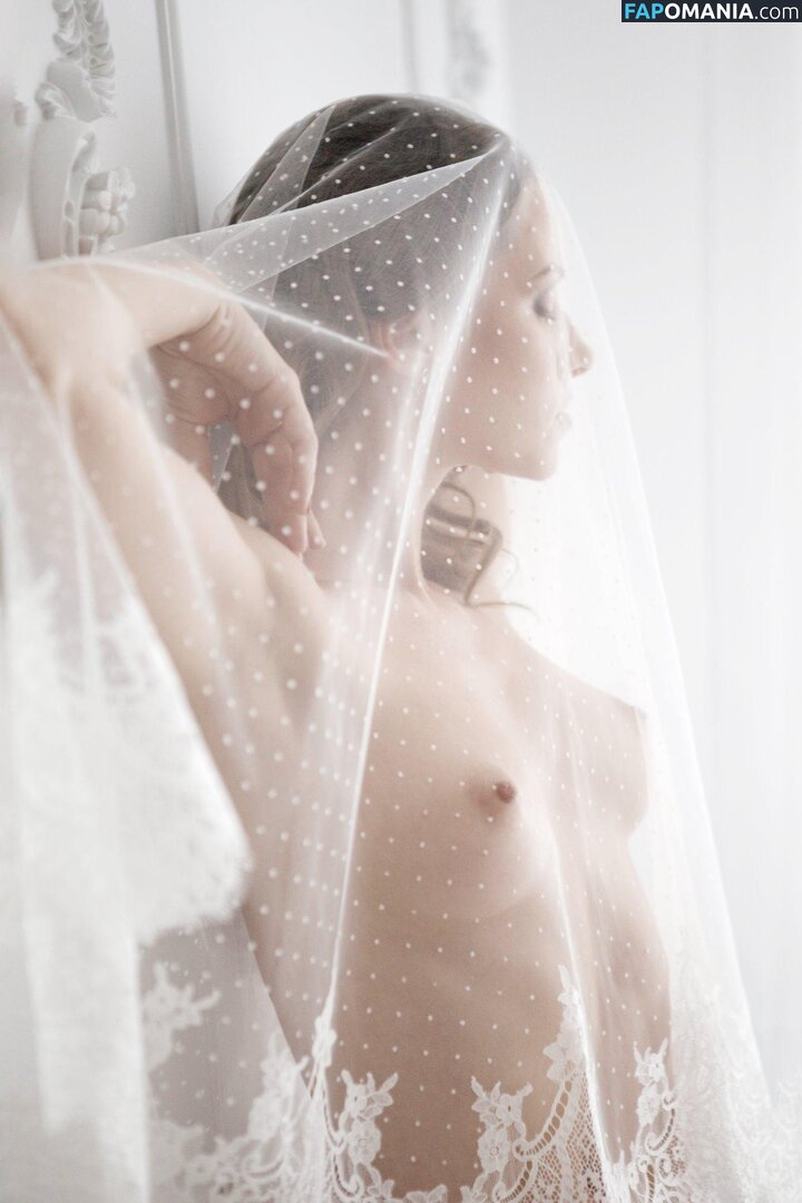 Beau M / Naomi D / Olga Alberti / olgaalberti Nackt OnlyFans  Geleaktes Foto #6