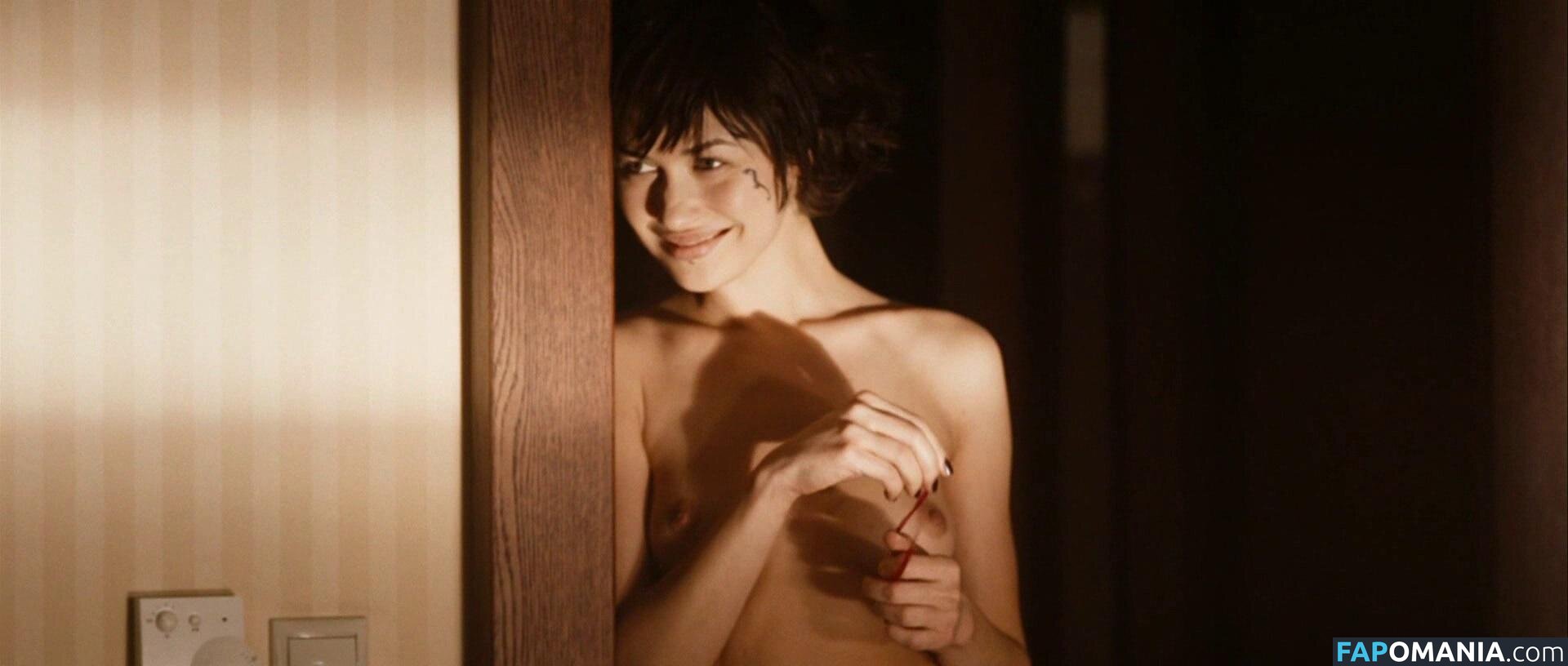 Olga Kurylenko / olgakurylenkoofficial Nackt OnlyFans  Geleaktes Foto #1