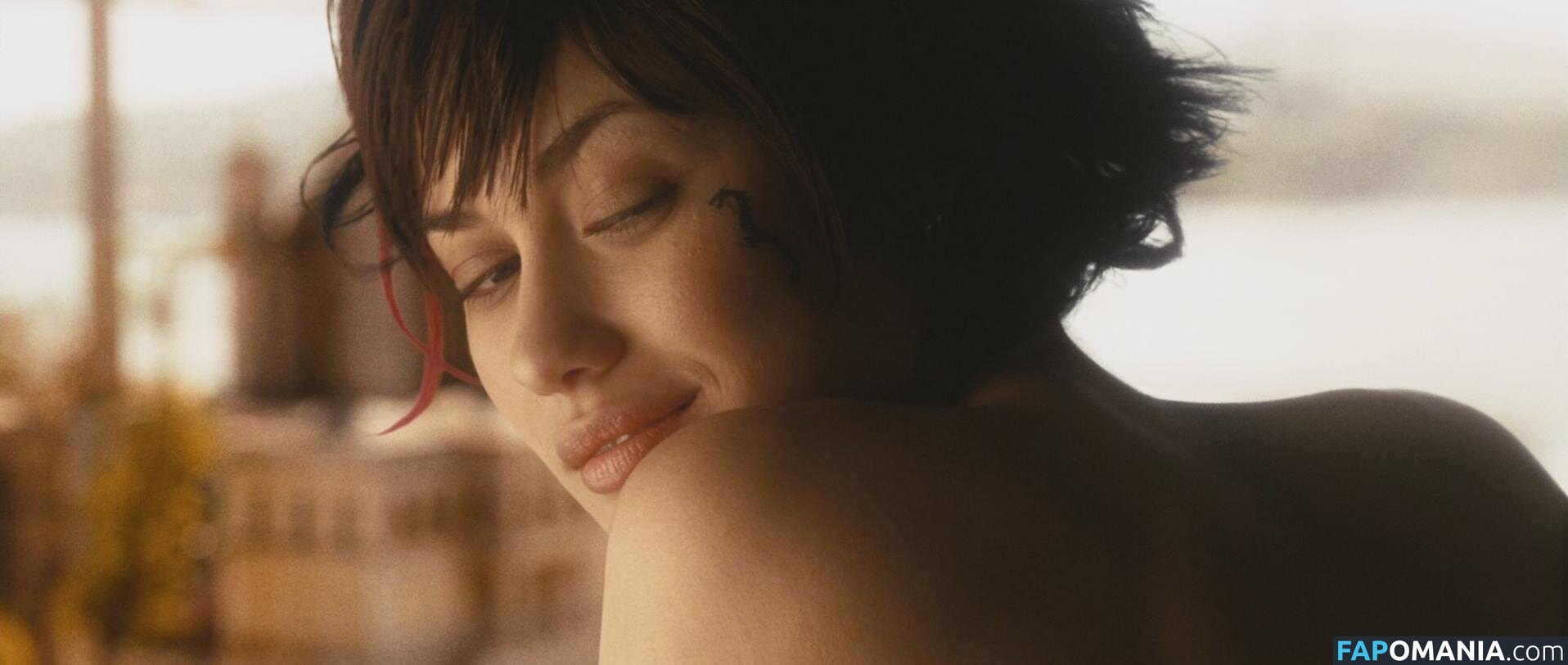 Olga Kurylenko / olgakurylenkoofficial Nackt OnlyFans  Geleaktes Foto #4