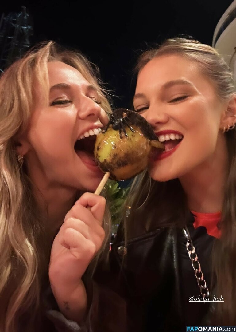 Olivia Holt / olivia_holt Nackt OnlyFans  Geleaktes Foto #88
