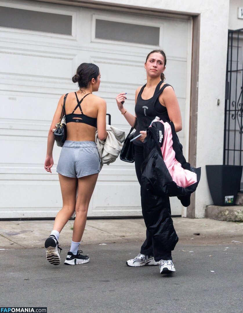 Olivia Rodrigo / oliviarodrigo Nackt OnlyFans  Geleaktes Foto #57