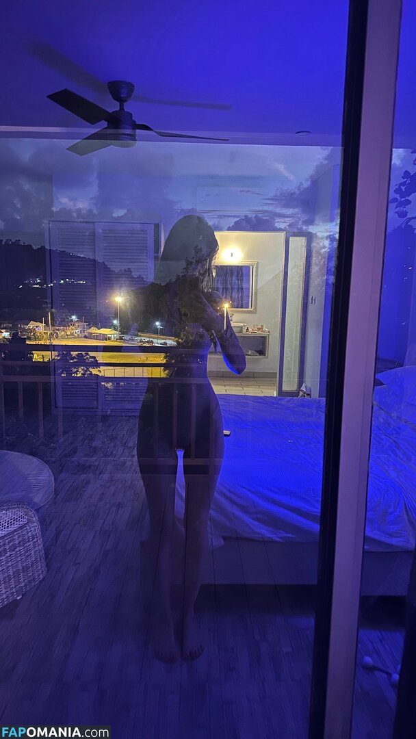 AnnaDellart / Pachka.ani / annushk.art Nackt OnlyFans  Geleaktes Foto #4