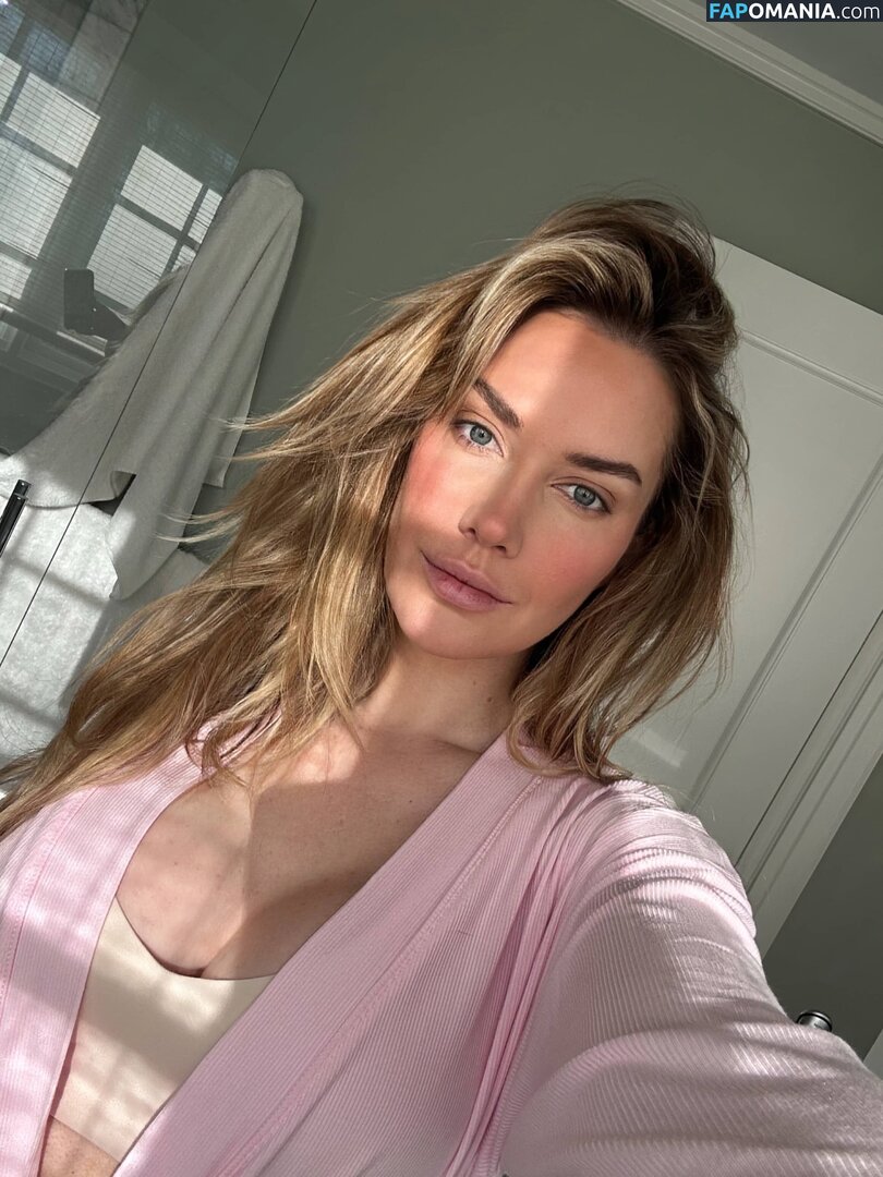 Paige Spiranac / _paige.renee Nackt OnlyFans  Geleaktes Foto #2