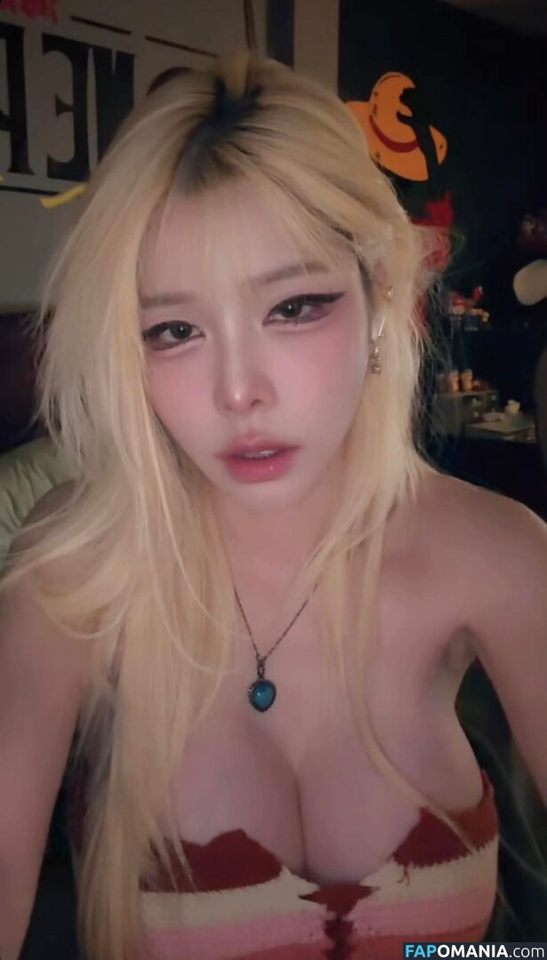 pang3pong / pang3pongsow / pangpond_lek / แป้งสามป๋องซาว Nackt OnlyFans  Geleaktes Foto #11