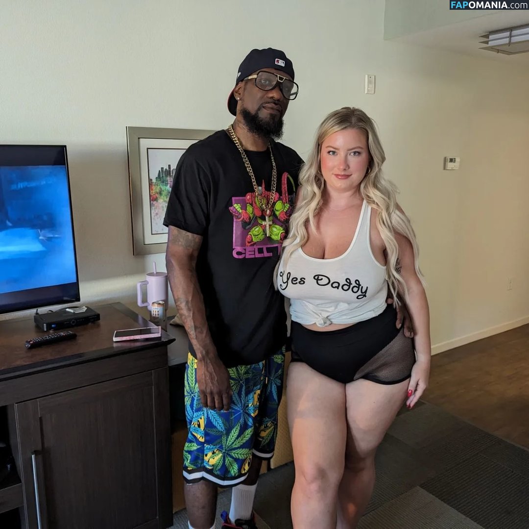 Mckenna Rae / Pawgdownthestreet121 / mckenna_rae121 Nackt OnlyFans  Geleaktes Foto #19