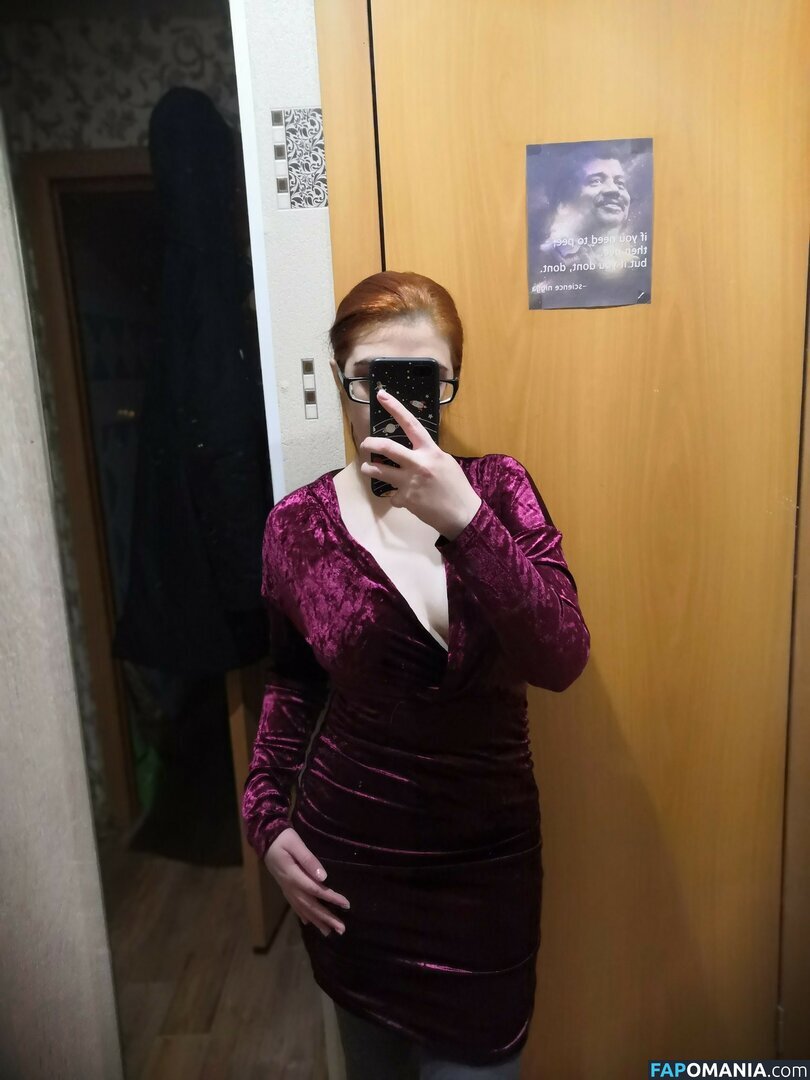 Pelmeshek_Syma / redfury_fox Nackt OnlyFans  Geleaktes Foto #1