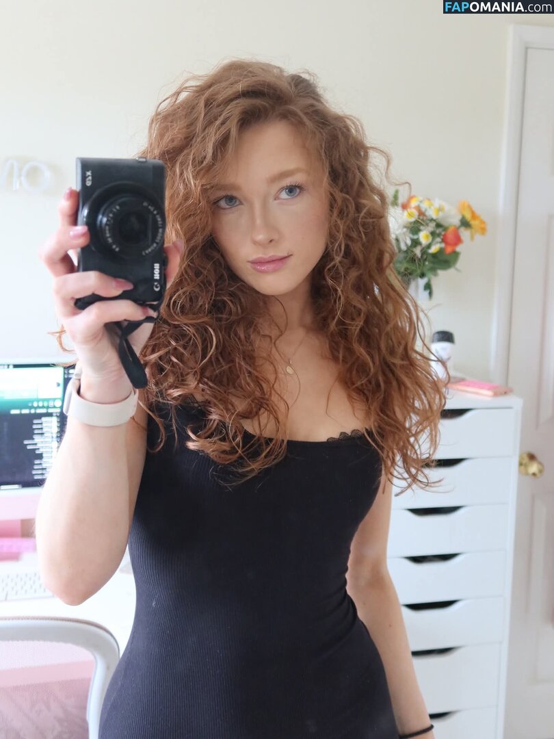 Phoebe / englishphoebex / phoebeisginger Nackt OnlyFans  Geleaktes Foto #21