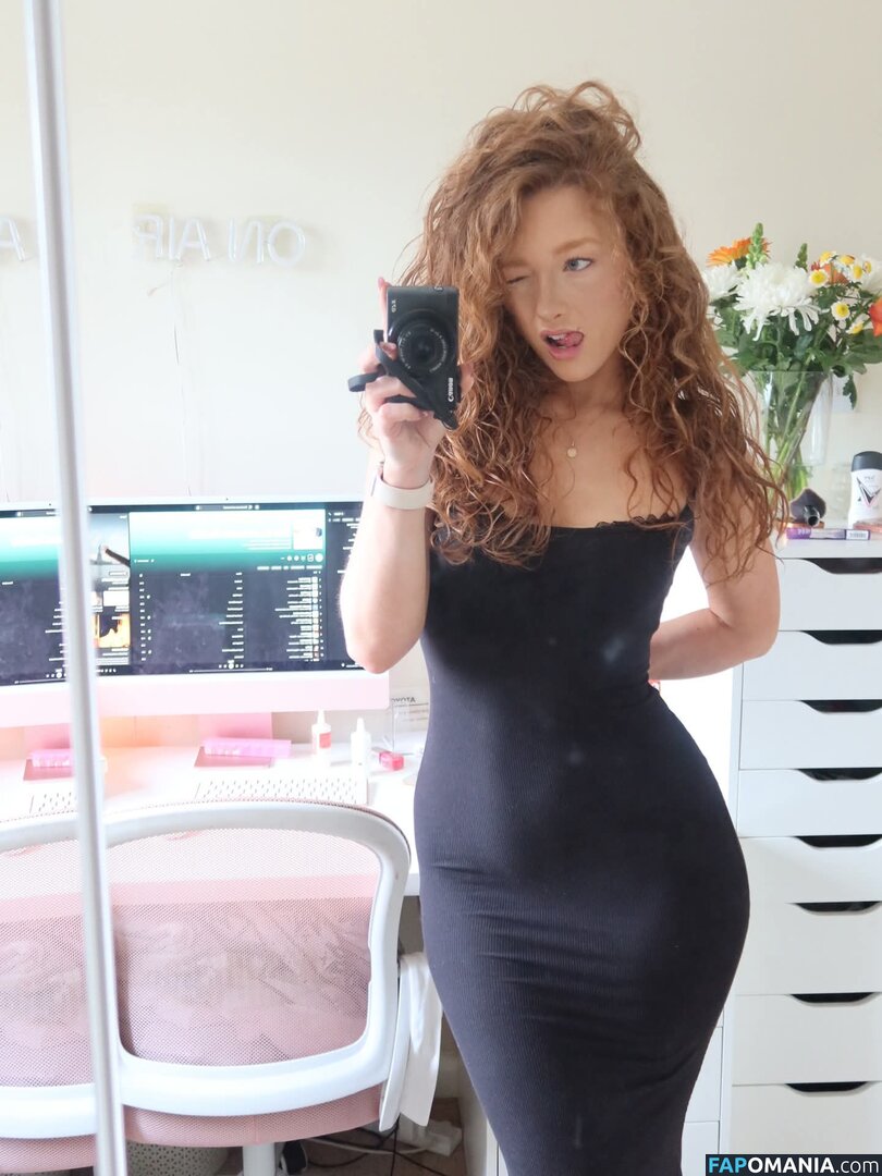 Phoebe / englishphoebex / phoebeisginger Nackt OnlyFans  Geleaktes Foto #23