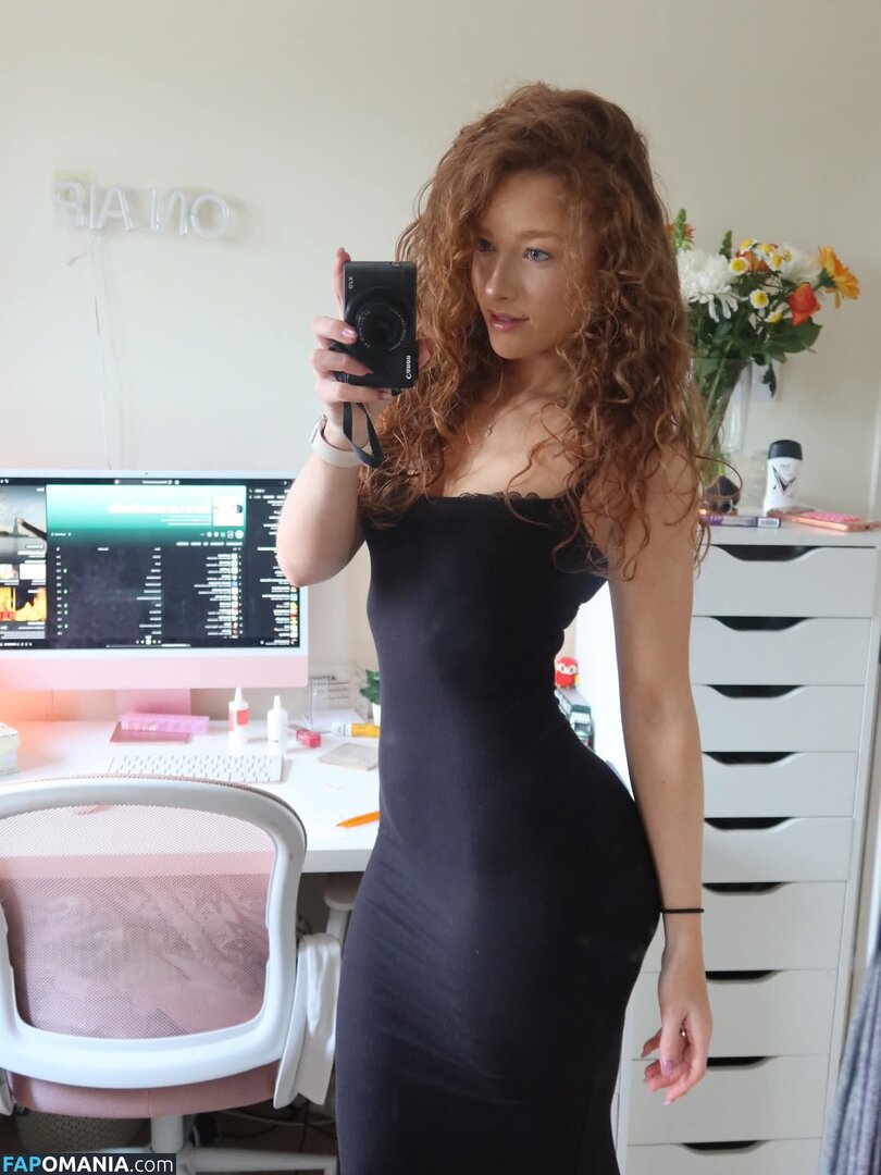 Phoebe / englishphoebex / phoebeisginger Nackt OnlyFans  Geleaktes Foto #24
