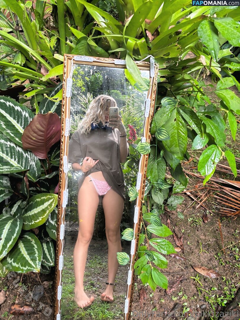 Pikkizaziki Nackt OnlyFans  Geleaktes Foto #16