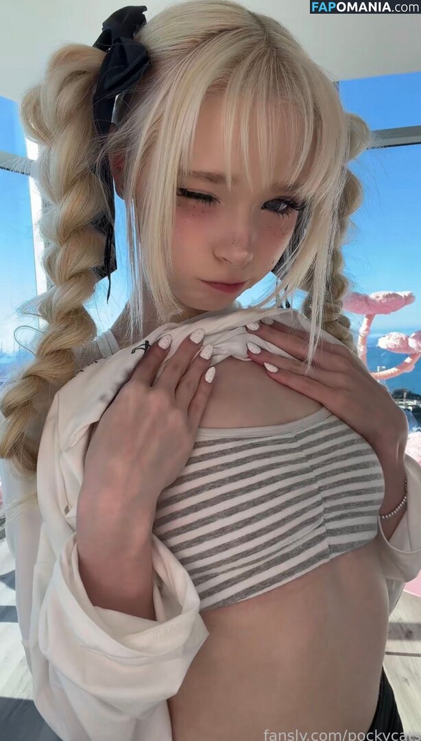 Mennah / Pockycats / bePatron / https: / pockycatsx / pockycatt Nackt OnlyFans  Geleaktes Foto #5