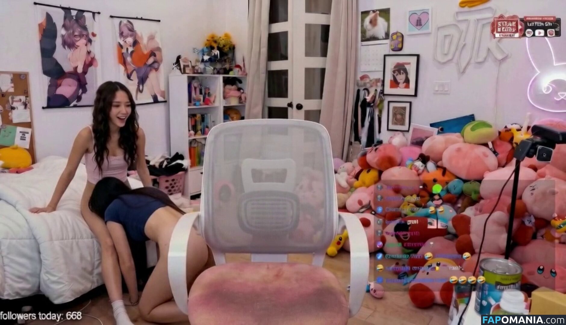 Pokimane / pokimanelol Nackt OnlyFans  Geleaktes Foto #24