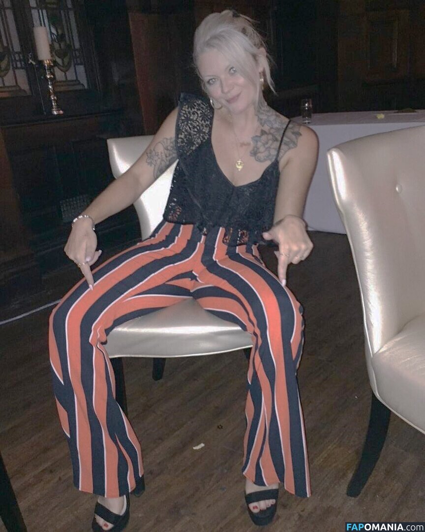 Darts / Polly James / pollyjames Nackt OnlyFans  Geleaktes Foto #8