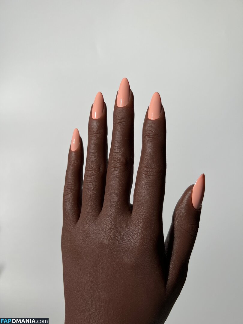 Poppy Peach Nackt OnlyFans  Geleaktes Foto #2