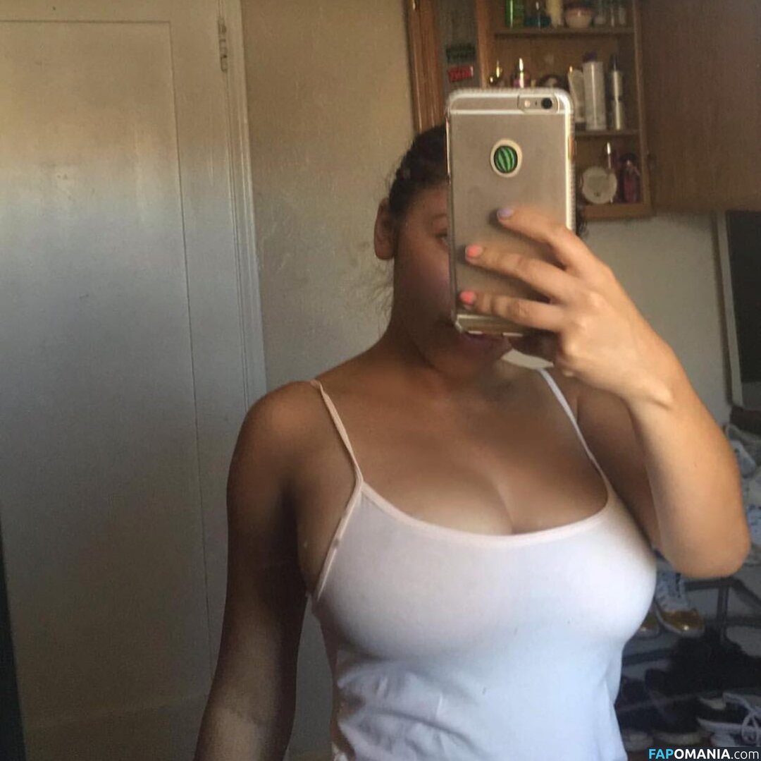 babyemilyver / princessemily / princesssaaemily Nackt OnlyFans  Geleaktes Foto #1