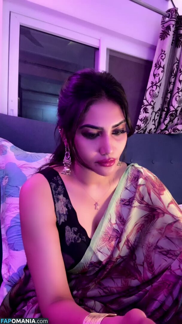 Priya Naidu / priya_naidu0422 Nackt OnlyFans  Geleaktes Foto #1