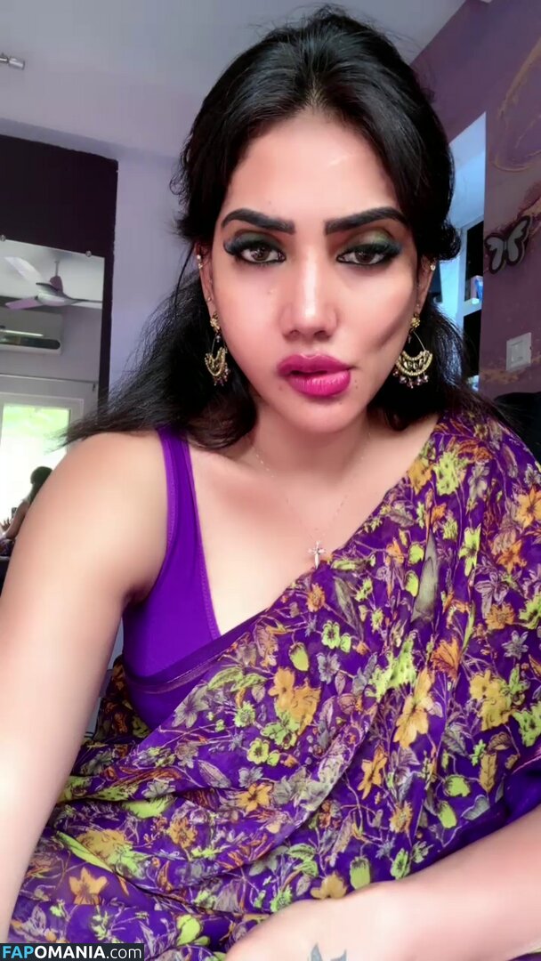 Priya Naidu / priya_naidu0422 Nackt OnlyFans  Geleaktes Foto #7