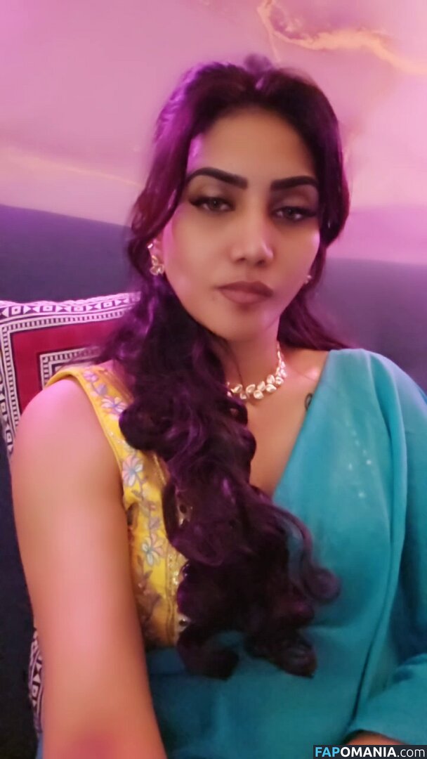 Priya Naidu / priya_naidu0422 Nackt OnlyFans  Geleaktes Foto #8