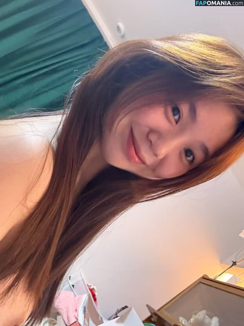 https: / qianqianwan96 Nackt OnlyFans  Geleaktes Foto #1