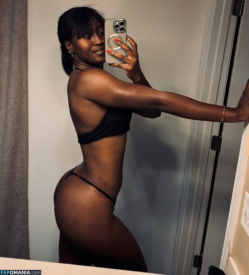 Queen Aminata / Queenaminata / amisylle / amisylle - AEW Nackt OnlyFans  Geleaktes Foto #9
