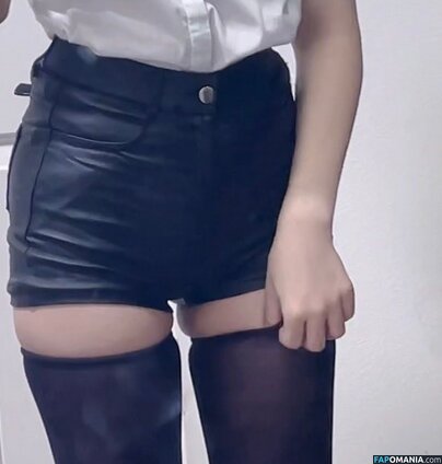 cw / https: / rabbit_poem / rabbitpoem Nackt OnlyFans  Geleaktes Foto #5