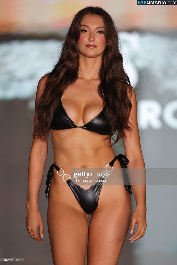 Beautyandbrainswithatwist / Rachel Michelle / rachellemichelle Nackt OnlyFans  Geleaktes Foto #95