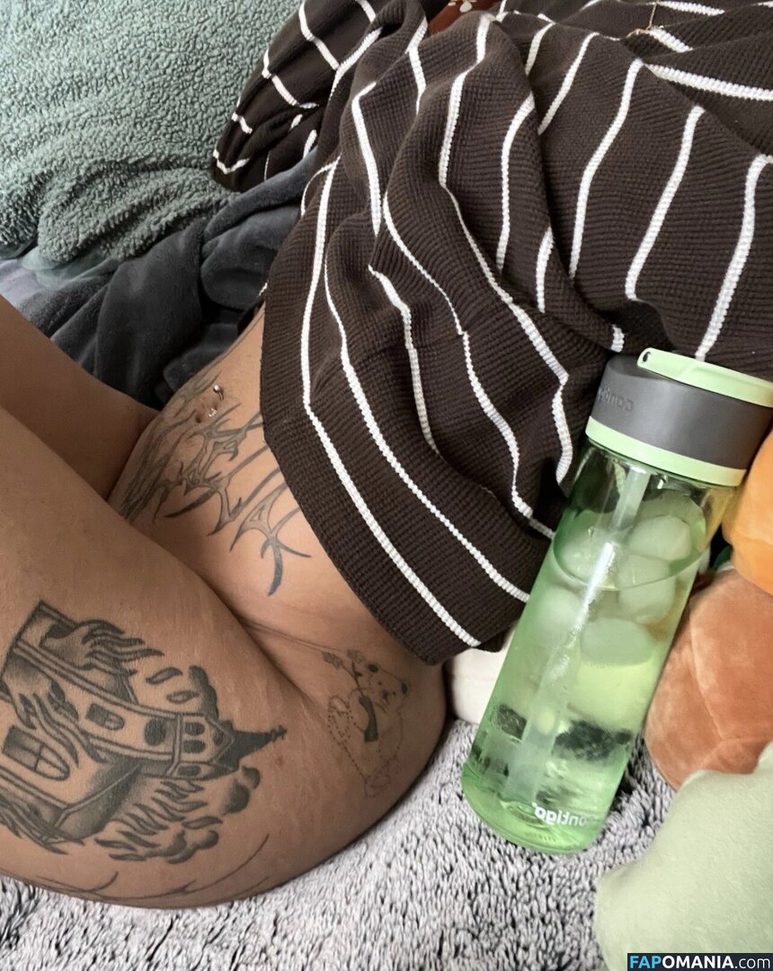 RATBAE444 / raebaee94 / raybae._ Nackt OnlyFans  Geleaktes Foto #1