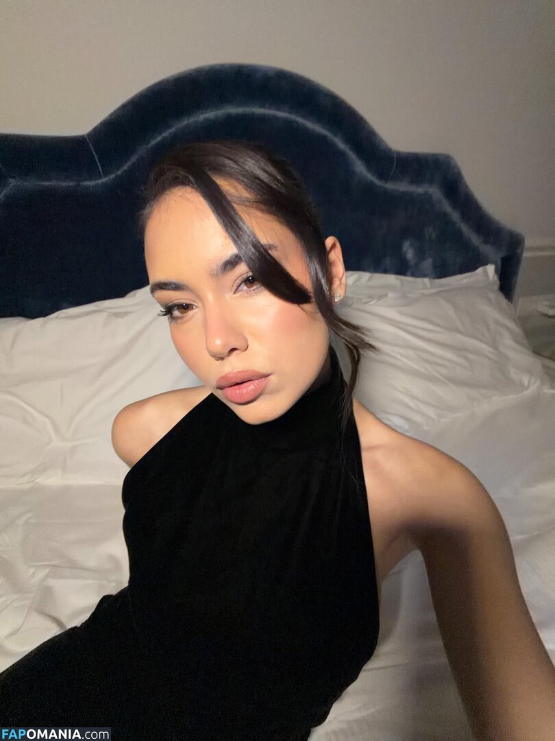 Rebecca Parziale / rebecca.parziale Nackt OnlyFans  Geleaktes Foto #2