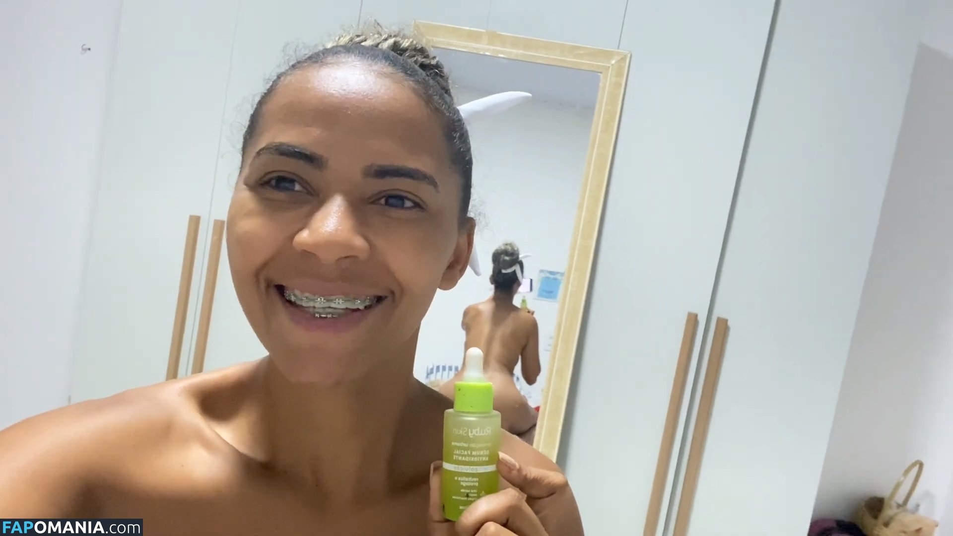 Renata Souza / Rezinha Youtuber / renataoficial1 / rezinhaexcluxivo Nackt OnlyFans  Geleaktes Foto #1