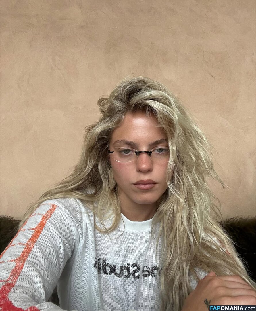 Renee Rapp / reneerapp Nackt OnlyFans  Geleaktes Foto #139