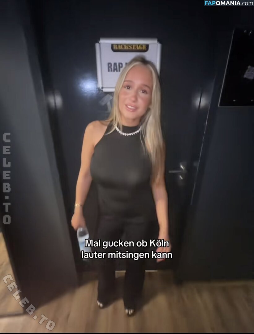 Rina / rina.official / rinaoffiziell Nackt OnlyFans  Geleaktes Foto #14