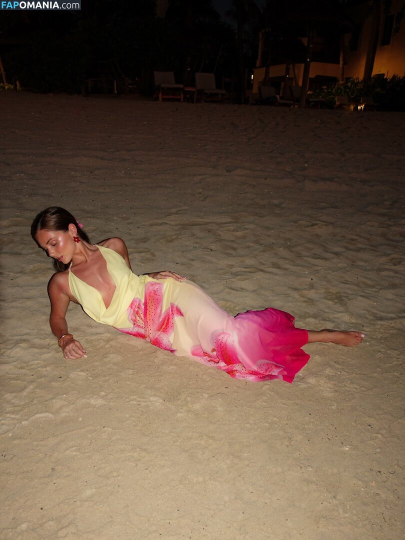 Romane Bertrand / rromane.b Nackt OnlyFans  Geleaktes Foto #9