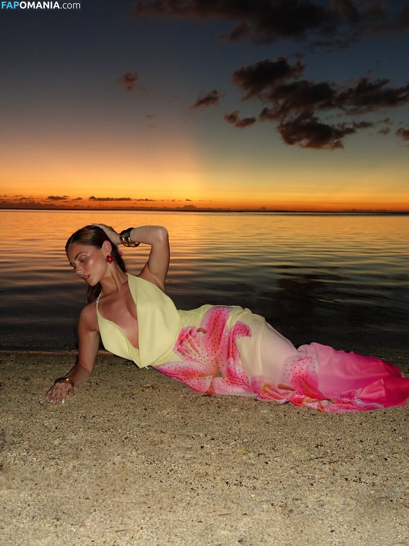 Romane Bertrand / rromane.b Nackt OnlyFans  Geleaktes Foto #20