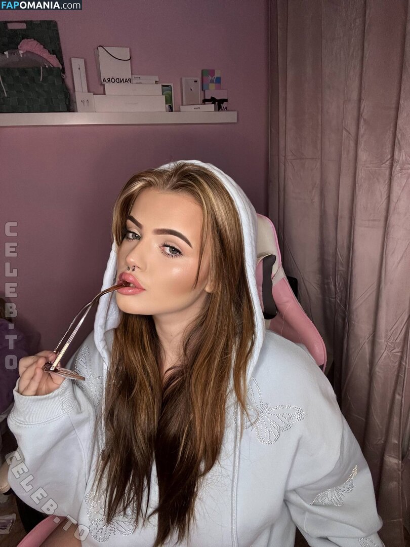 Roselin.de / Roselinde0F / https: / roselinde.de Nackt OnlyFans  Geleaktes Foto #34