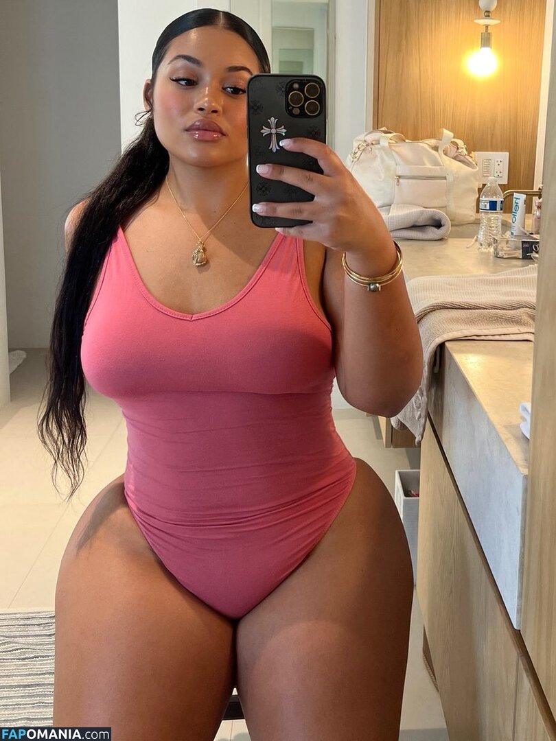Roseyroyyal Nackt OnlyFans  Geleaktes Foto #1