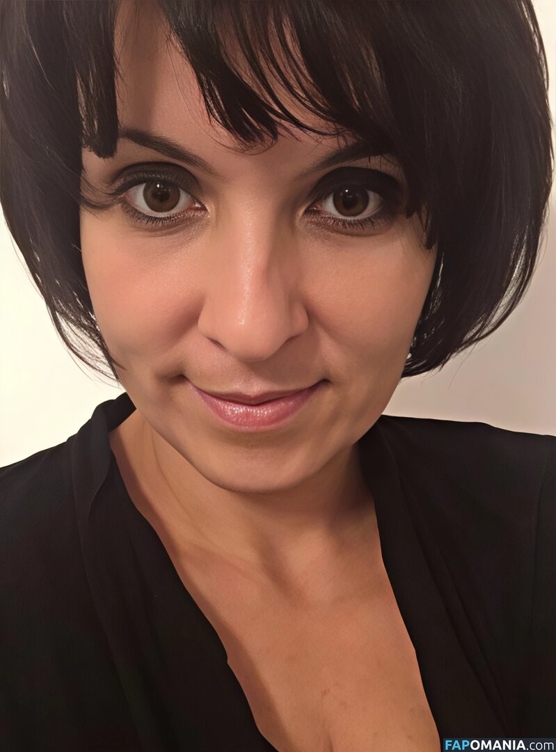 Roxana Sandu / roxana.sandu Nackt OnlyFans  Geleaktes Foto #2