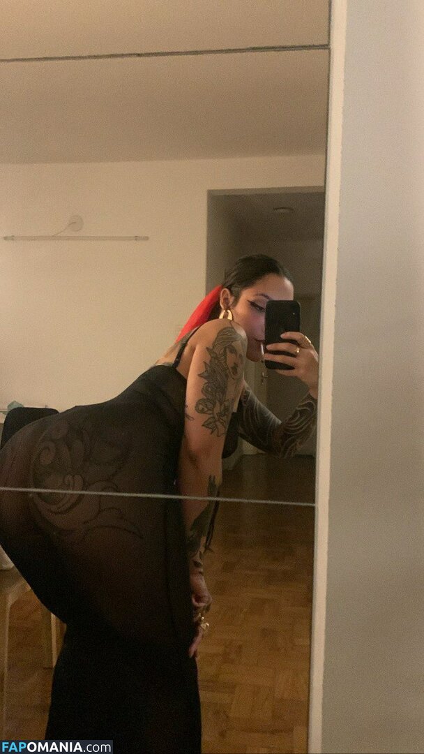 Rubiascarlet / satanatinha / scarlet.rubia Nackt OnlyFans  Geleaktes Foto #10