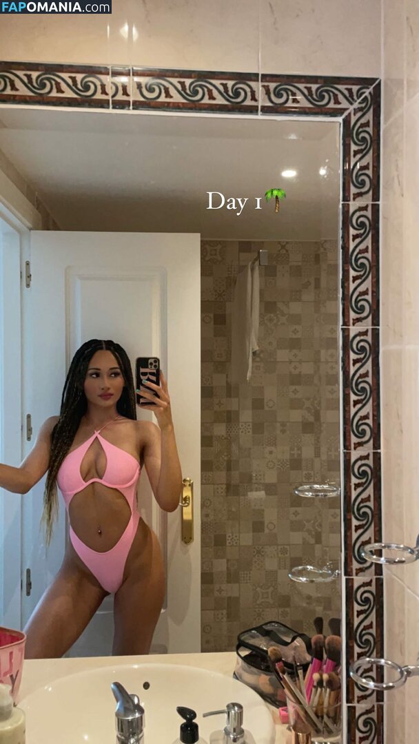 Rubyella / Rubyellaaa0 / Rubyellaxo Nackt OnlyFans  Geleaktes Foto #1