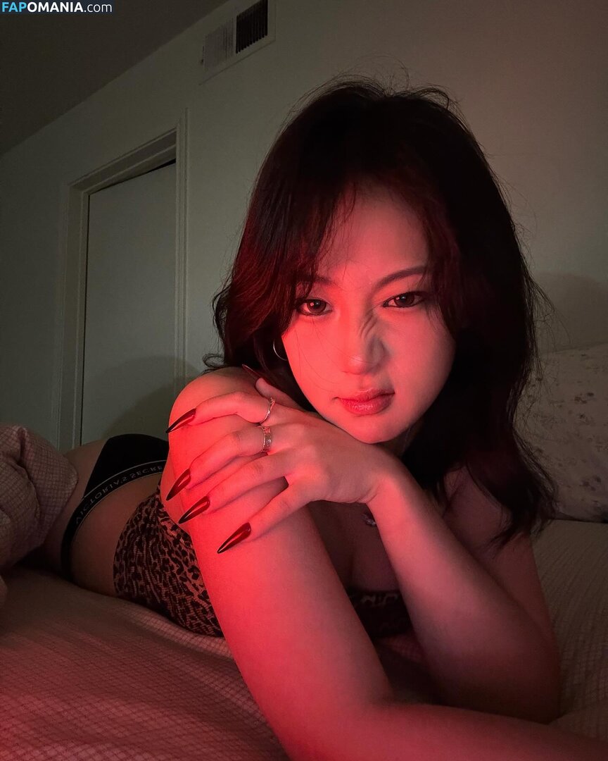 Rubyzhu / rubyzhu1204 Nackt OnlyFans  Geleaktes Foto #1