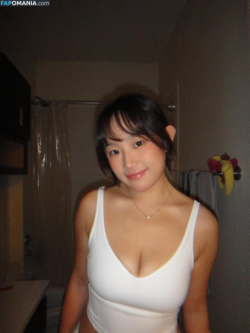 Rubyzhu / rubyzhu1204 Nackt OnlyFans  Geleaktes Foto #12