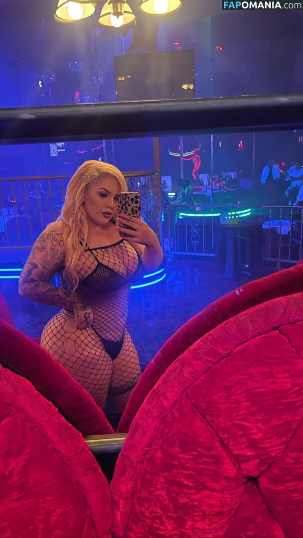 Ruthlesshg  / https: / mscarlettredd / ruthlesshg Nackt OnlyFans  Geleaktes Foto #7