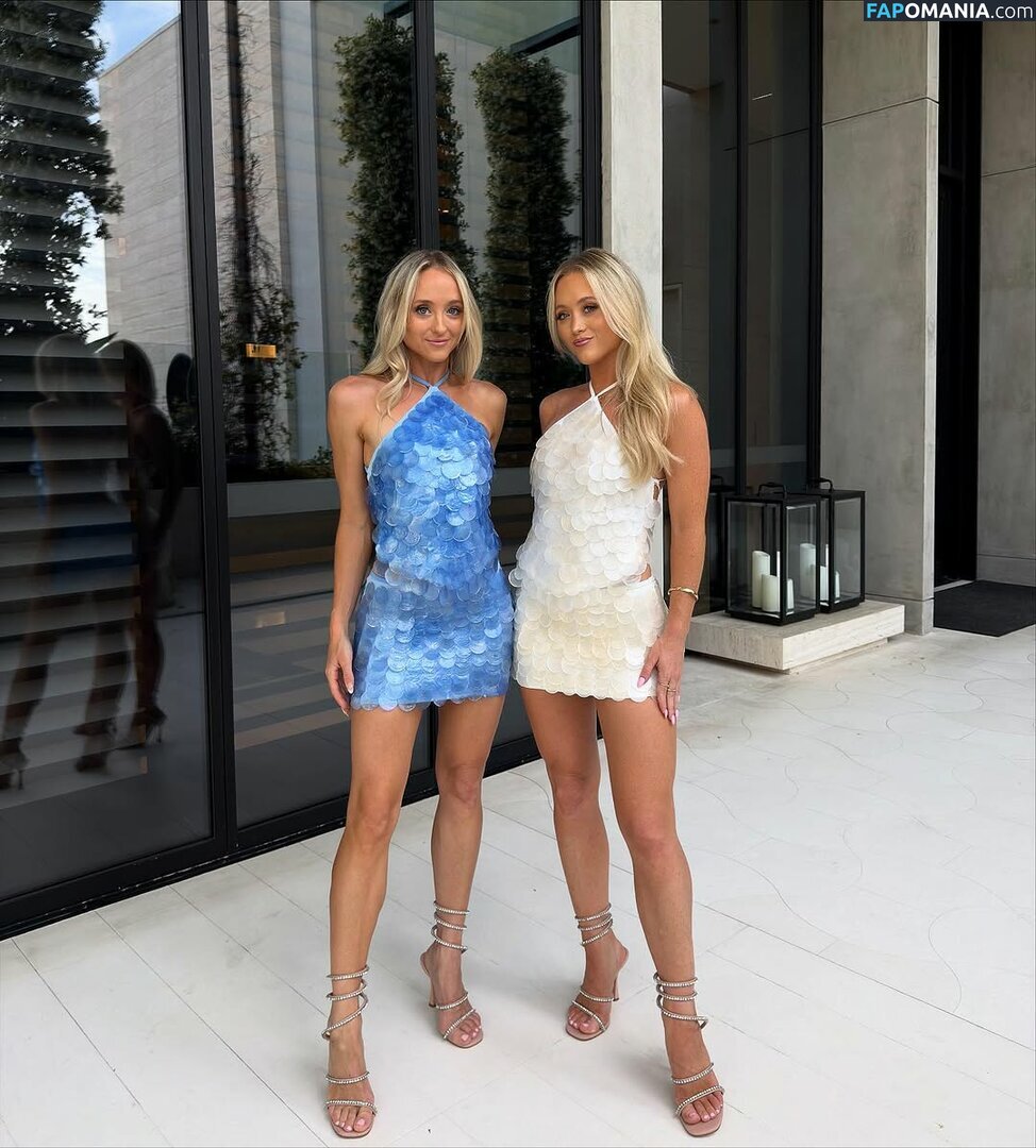 Rybka Twins / TheRybkaTwins / gosudarynia_rybka / rybkatwinsofficial / twins_rybka Nackt OnlyFans  Geleaktes Foto #13