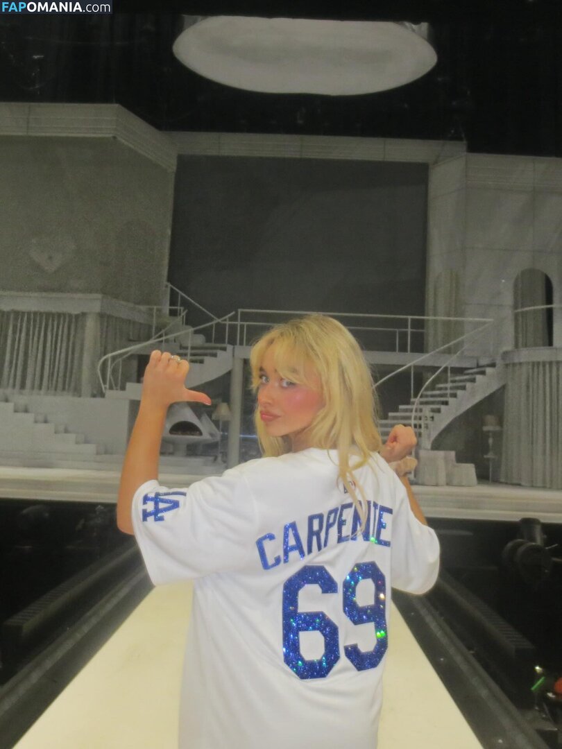 Sabrina Carpenter / https: / sabrinacarpenter Nackt OnlyFans  Geleaktes Foto #2487