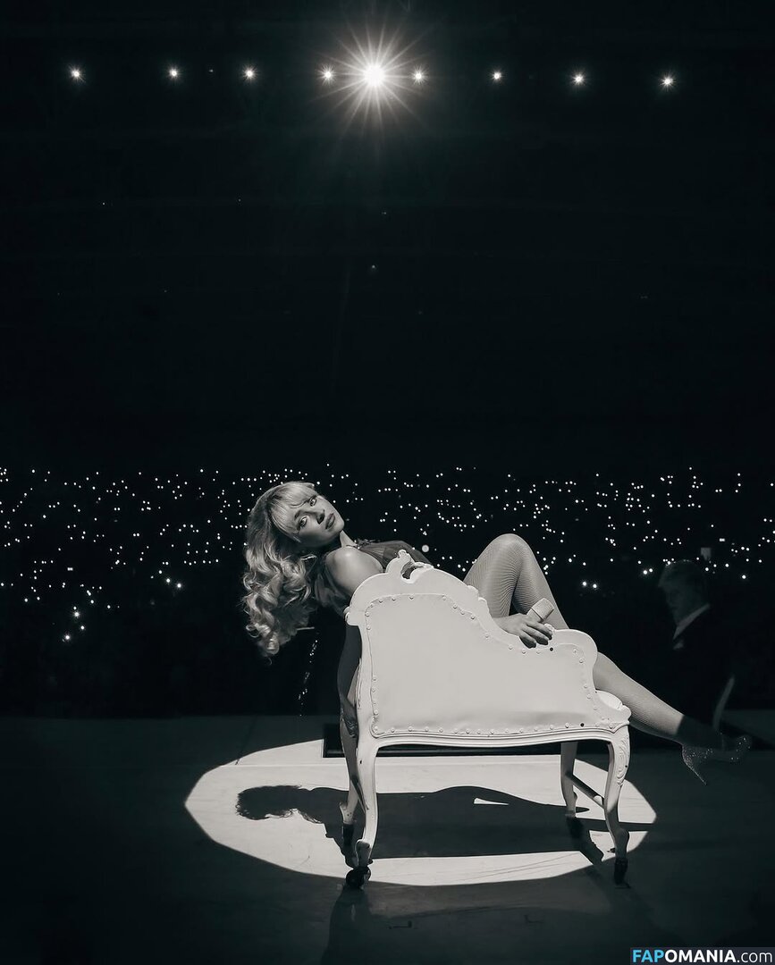 Sabrina Carpenter / https: / sabrinacarpenter Nackt OnlyFans  Geleaktes Foto #2540