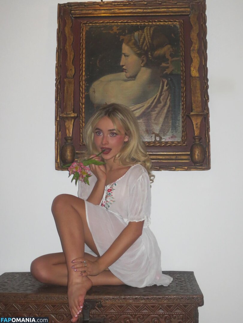 Sabrina Carpenter / https: / sabrinacarpenter Nackt OnlyFans  Geleaktes Foto #2605