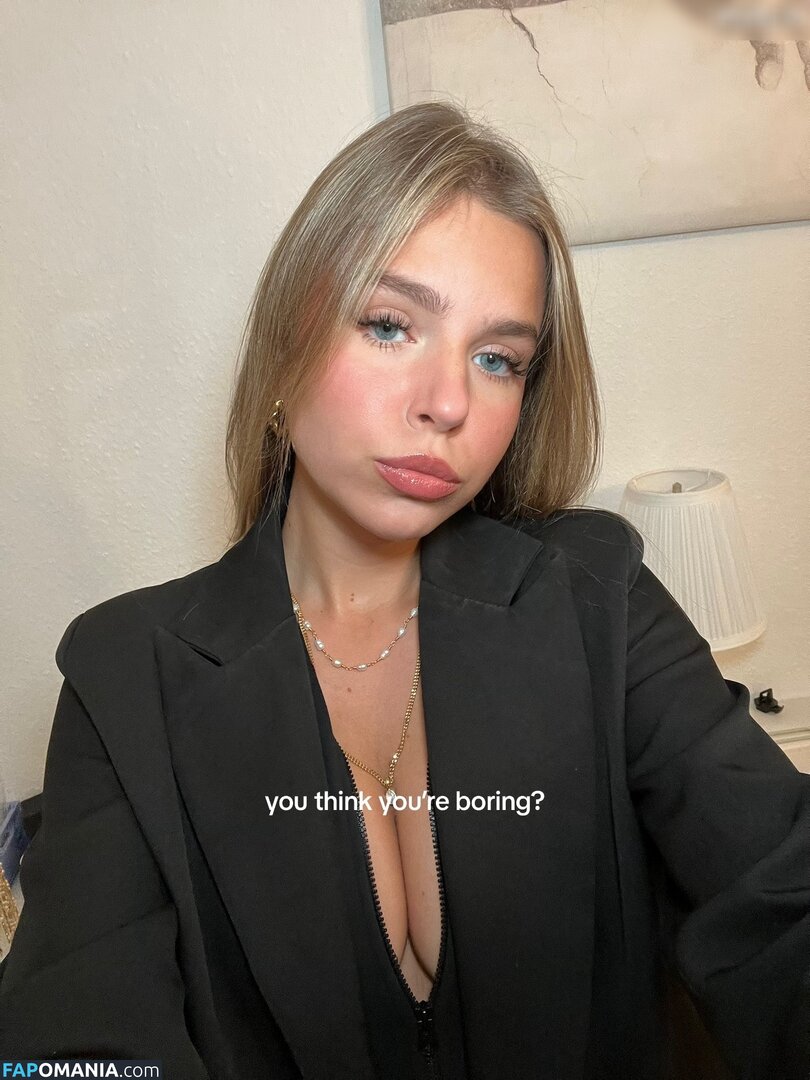Sabrina Sedlatschek Nackt OnlyFans  Geleaktes Foto #1