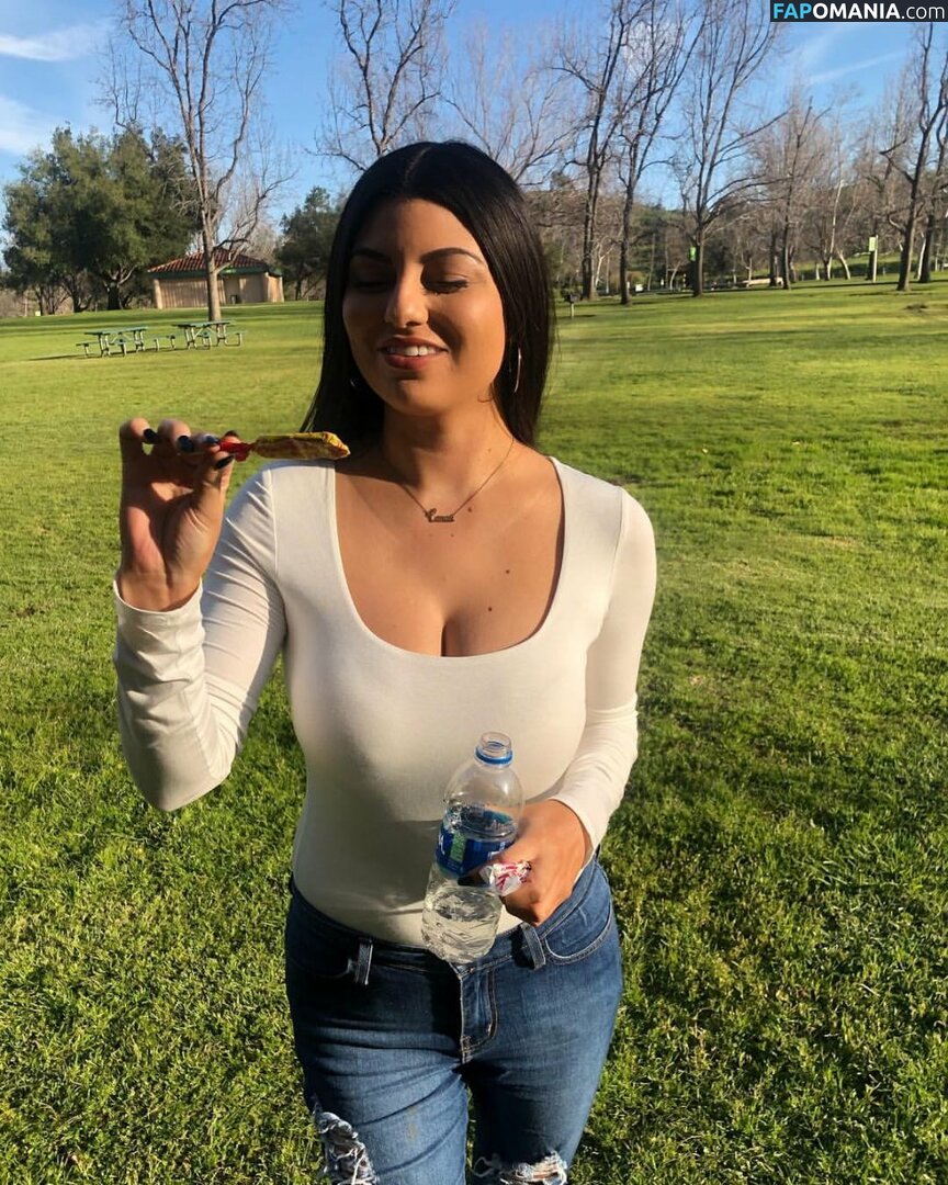 Sabrina / Sabrina_wet / dontripchocolatechip / sabrinacarpenter / sabrinainthecity / suhbeaner_ / upnextwithsabrina Nackt OnlyFans  Geleaktes Foto #6