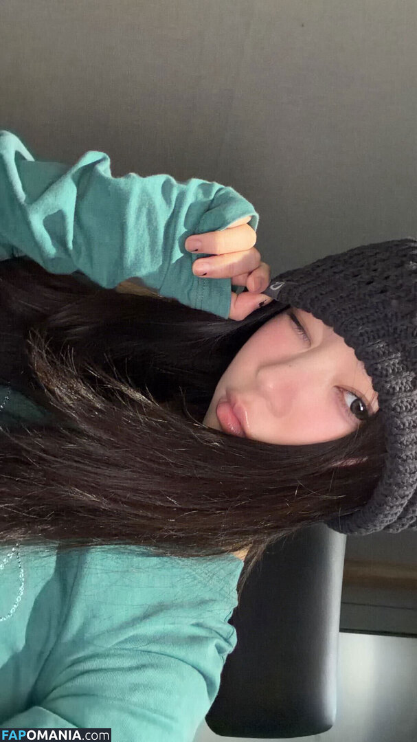 Sakai Moka / https: / illit_official Nackt OnlyFans  Geleaktes Foto #2