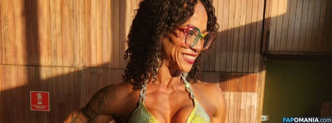 Sandra Andrade / Sandrinha Saradi / sandra fit / sandraandrade888 / sandrafit Nackt OnlyFans  Geleaktes Foto #4