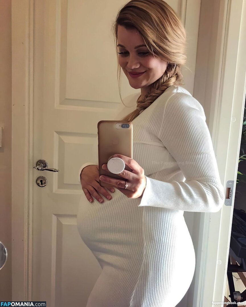 Sandra Lyng Nackt OnlyFans  Geleaktes Foto #5